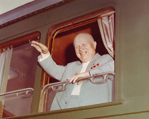 1962_Hrusciov_soseste_la_Livezeni_1.jpg